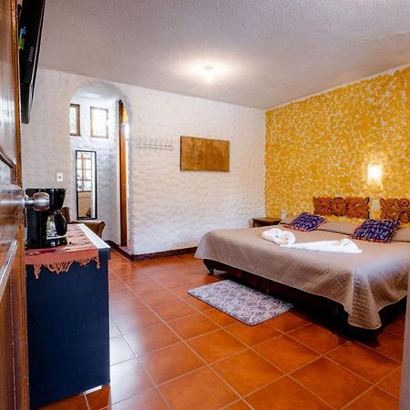 Hotel Fonda Del Sol Panajachel Dış mekan fotoğraf