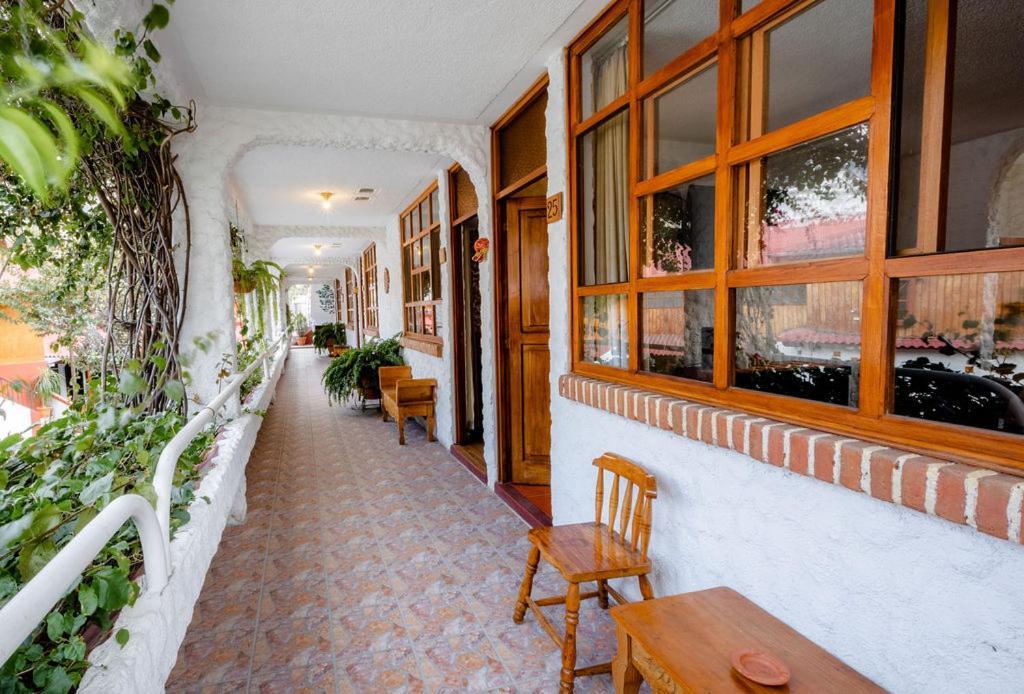 Hotel Fonda Del Sol Panajachel Dış mekan fotoğraf
