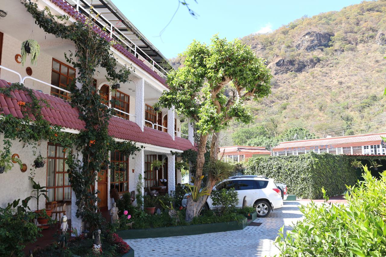 Hotel Fonda Del Sol Panajachel Dış mekan fotoğraf